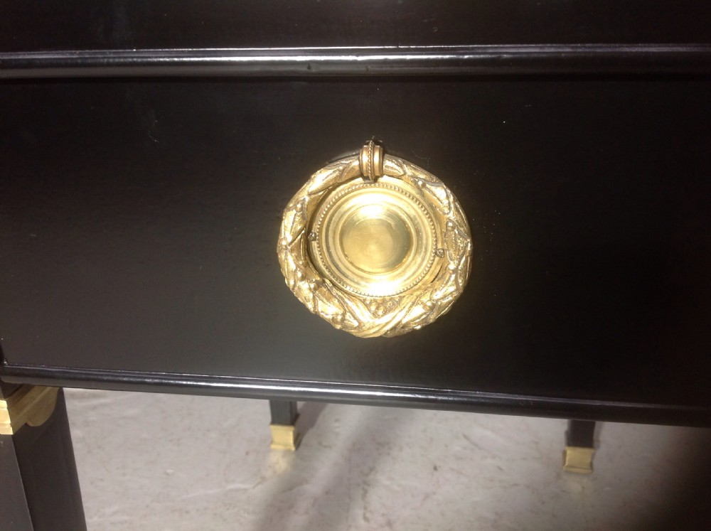 FRENCH EBONISED MAHOGANY KNEEHOLE TABLE View VII