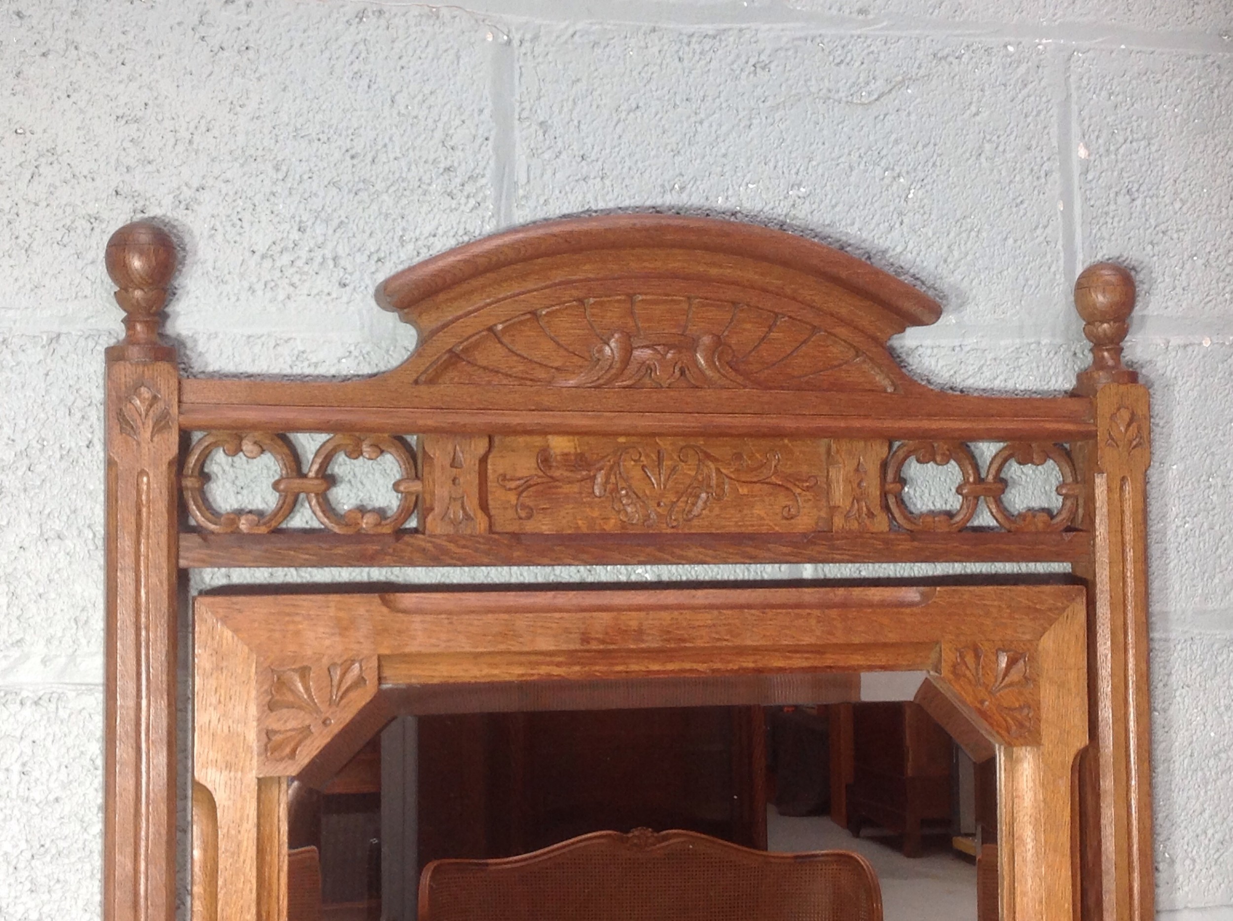 FRENCH OAK ARTS AND CRAFTS DRESSING TABLE View V