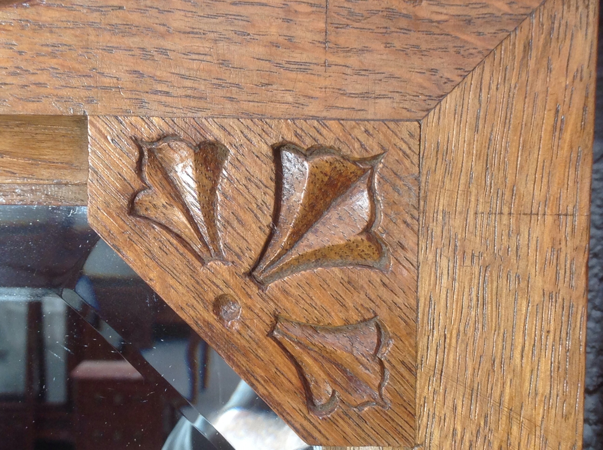 FRENCH OAK ARTS AND CRAFTS DRESSING TABLE View VI