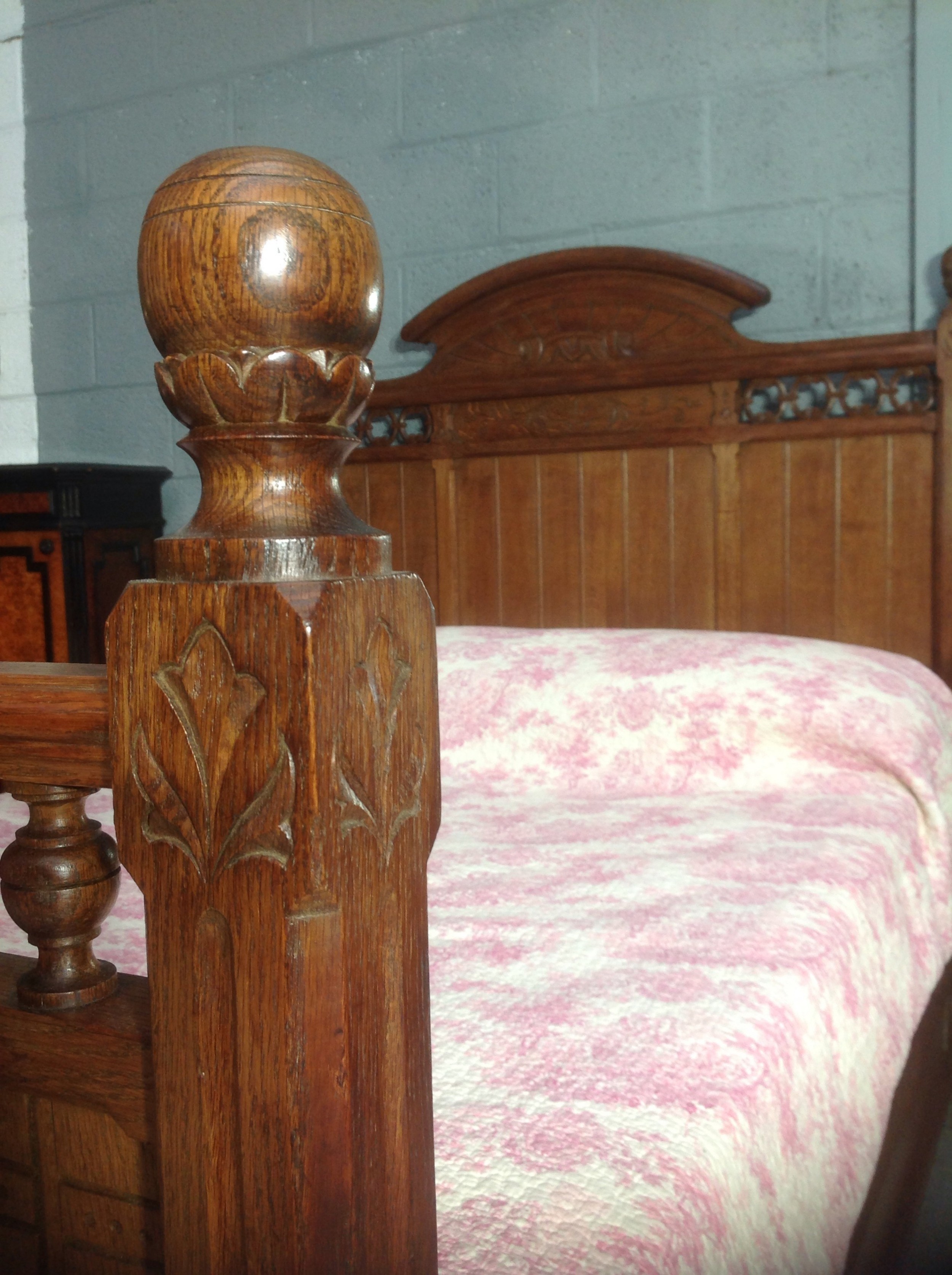 CARVED OAK FRENCH ARTS AND CRAFTS BED View XIII