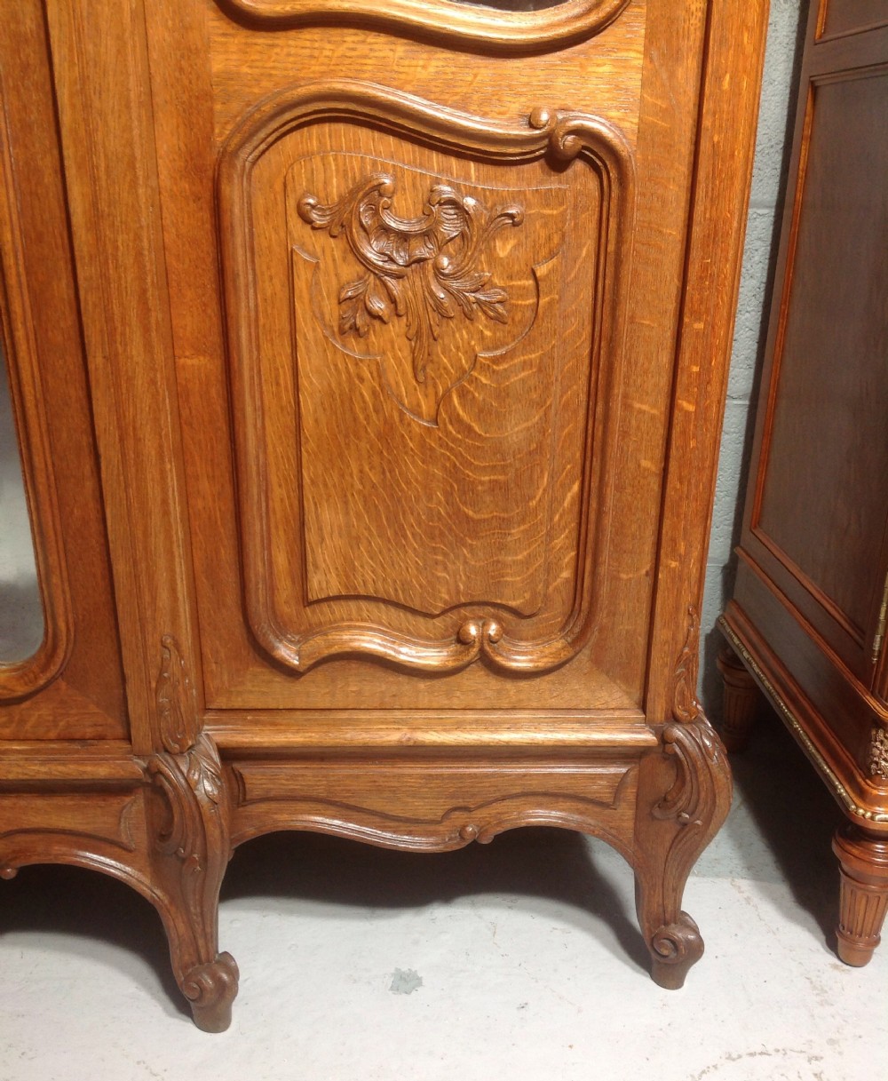 LARGE CARVED OAK FRENCH ARMOIRE View III