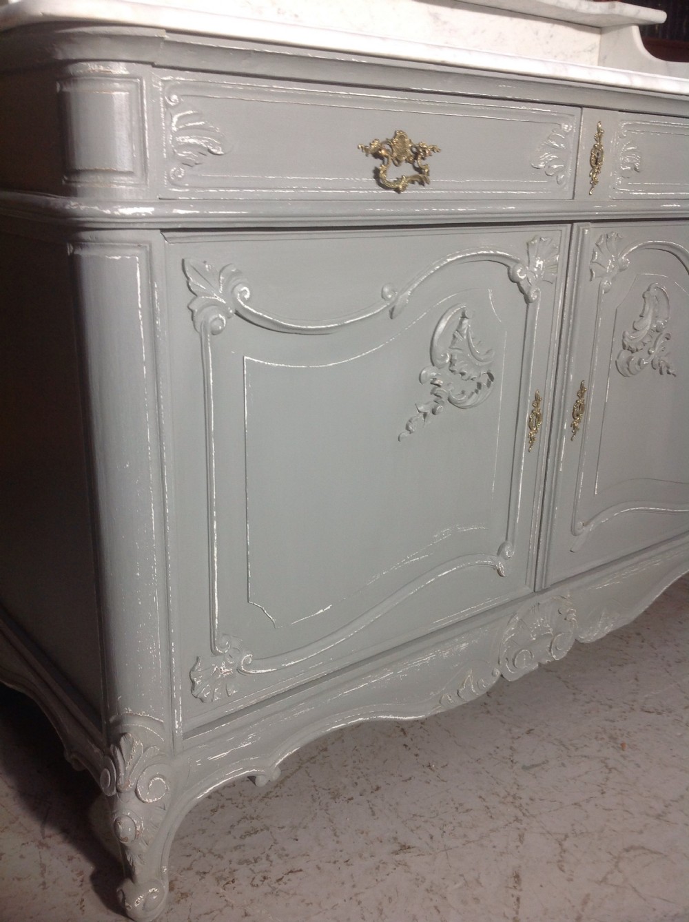 PAINTED FRENCH CARVED WAHSTAND View VII