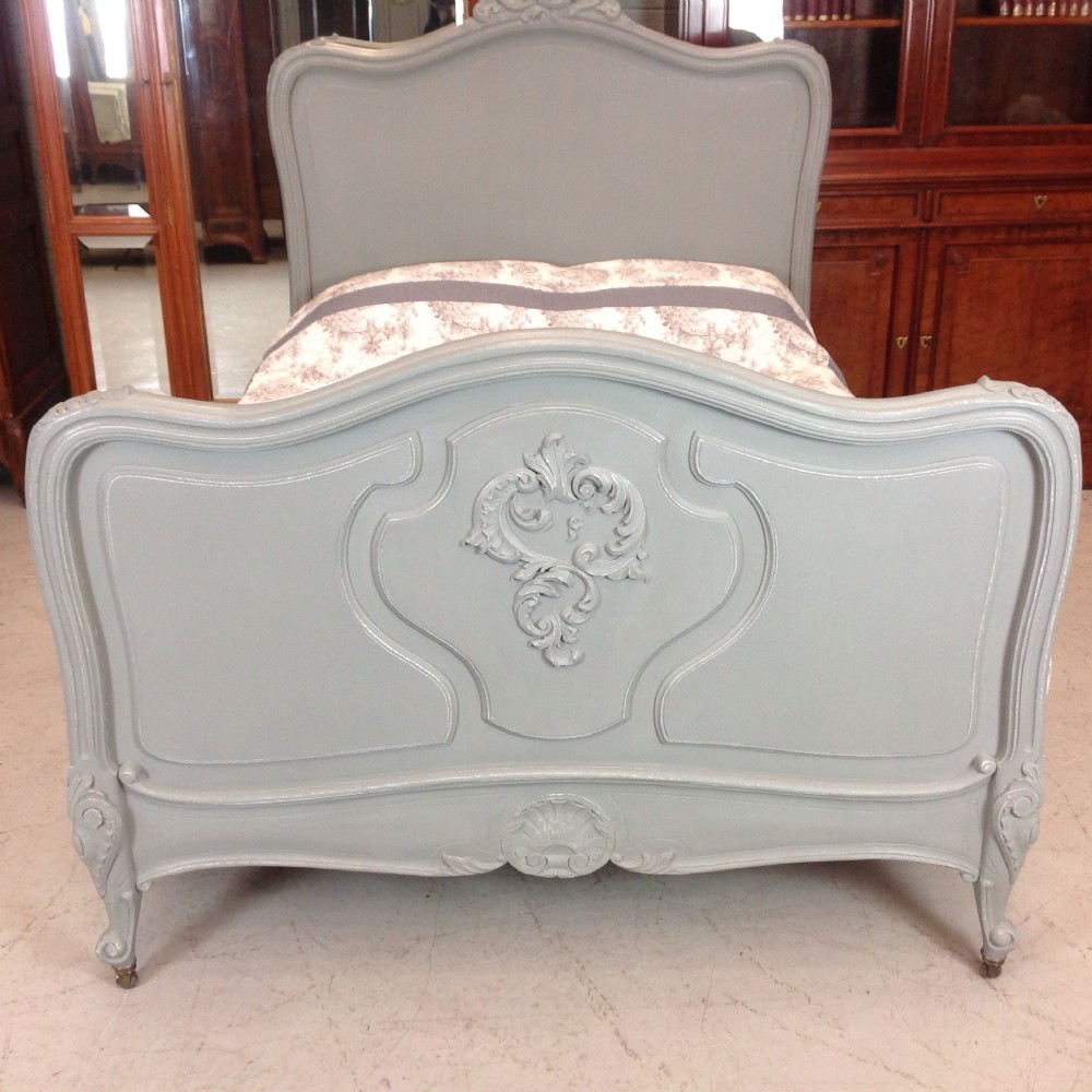 PAINTED FRENCH CARVED KINGSIZE BED View II