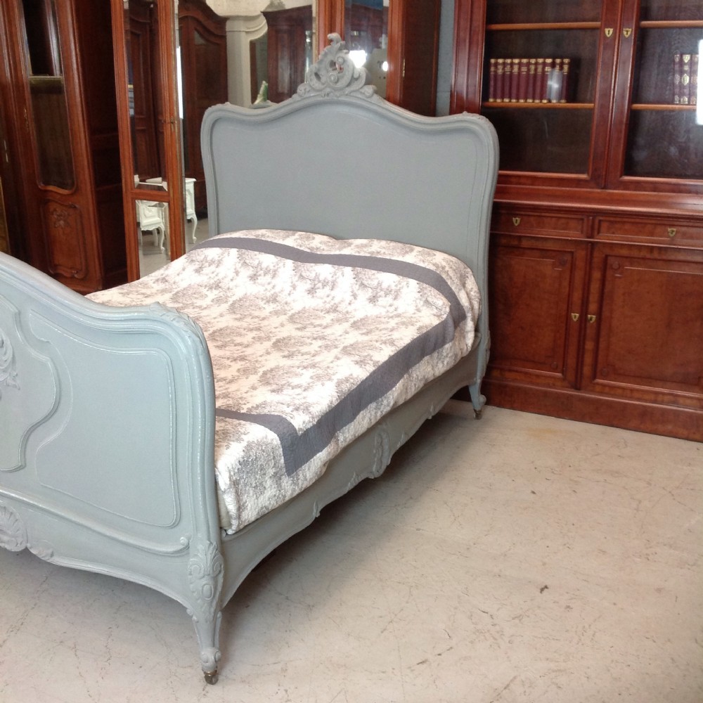 PAINTED FRENCH CARVED KINGSIZE BED View V