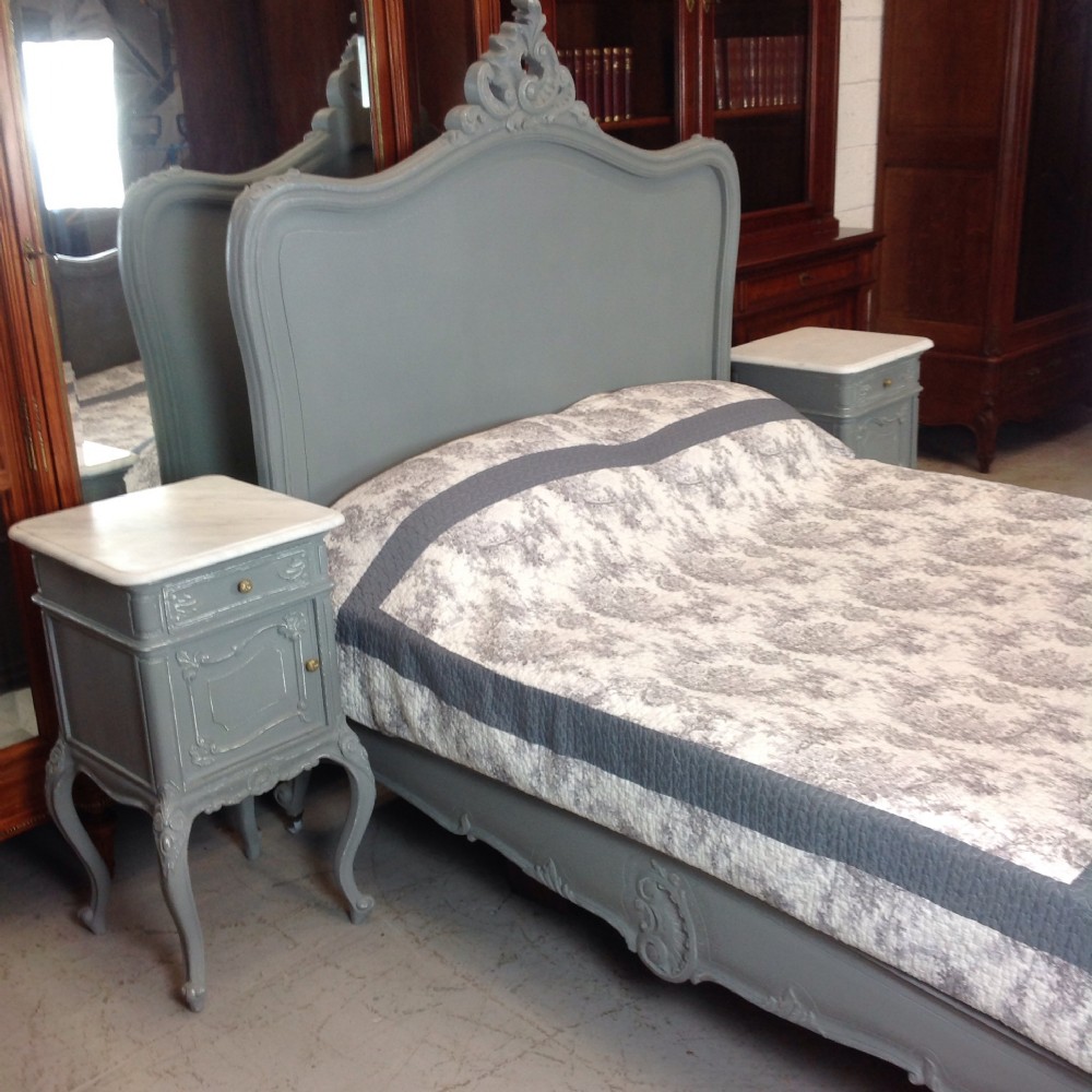 PAINTED FRENCH CARVED KINGSIZE BED View VIII
