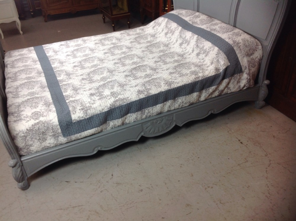 PAINTED FRENCH KINGSIZE BED View IV