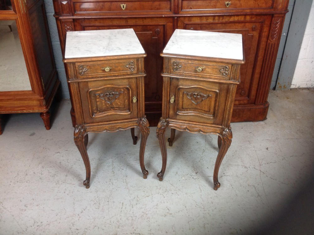 PAIR OF DARK OAK FRENCH BEDSIDE CABINETS