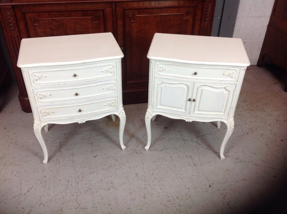 PAIR OF CARVED FRENCH BEDSIDES