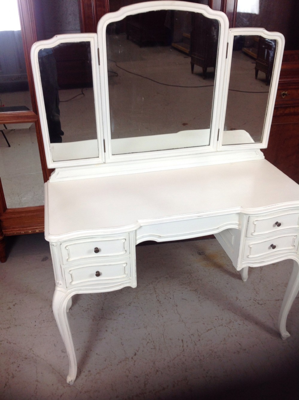 PAINTED FRENCH DRESSING TABLE View II
