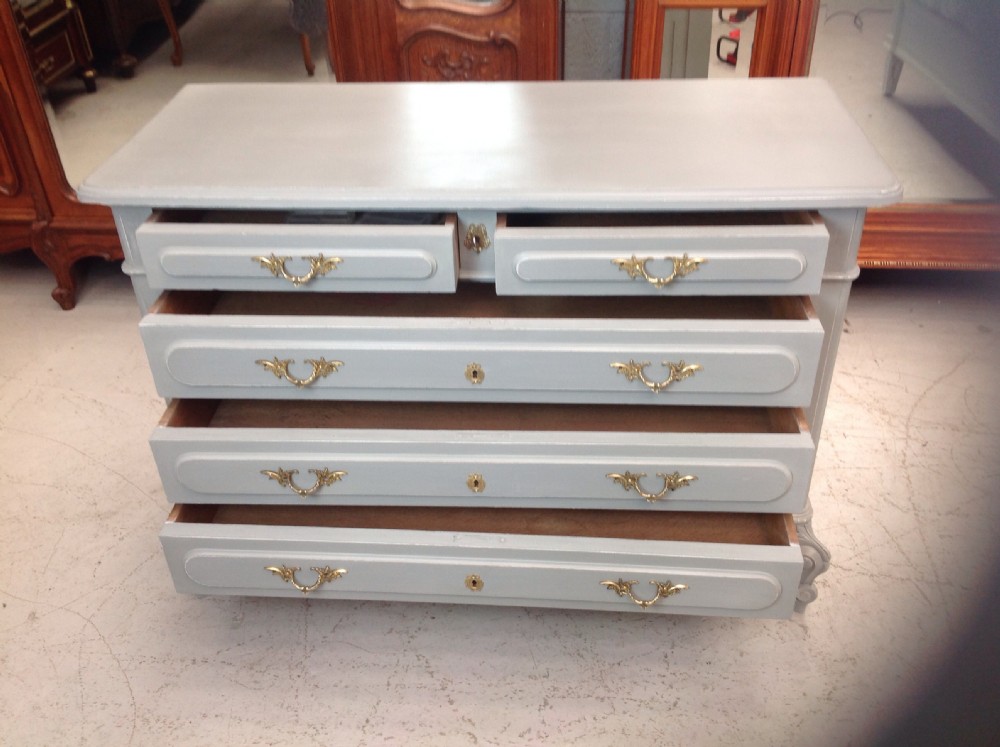 PAINTED FRENCH CHEST OF DRAWERS View VI