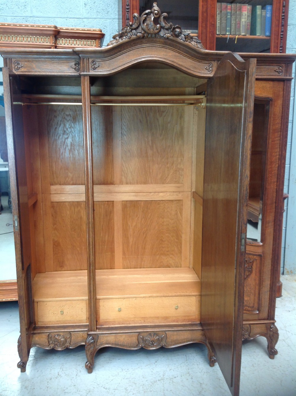 LARGE BREAKFRONT OAK FRENCH TRIPLE DOOR ARMOIRE View II