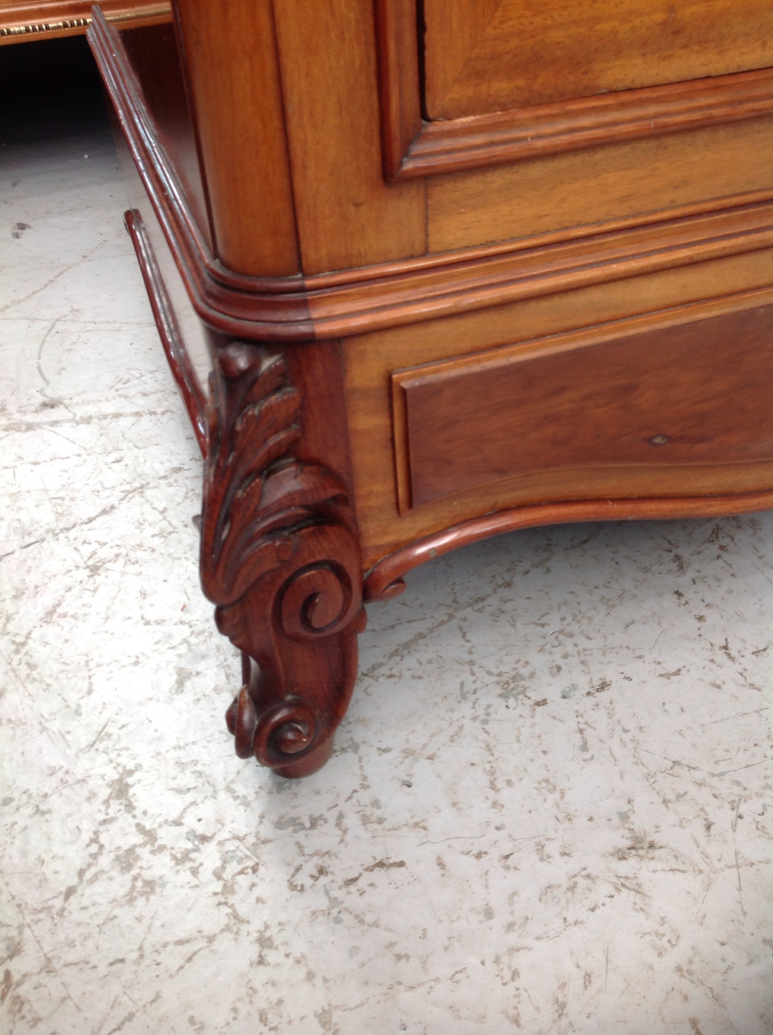 FRENCH MAHOGANY ARMOIRE View VI