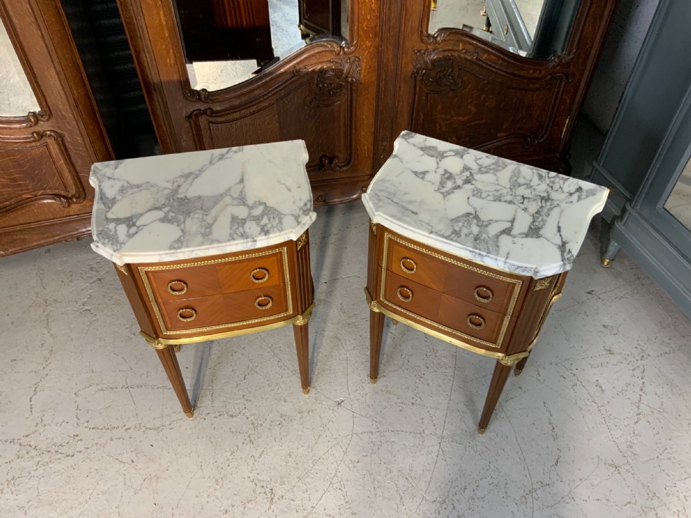 STUNNING PAIR OF FRENCH BEDSIDE CABINETS SIGNED DAIDEF View VIII