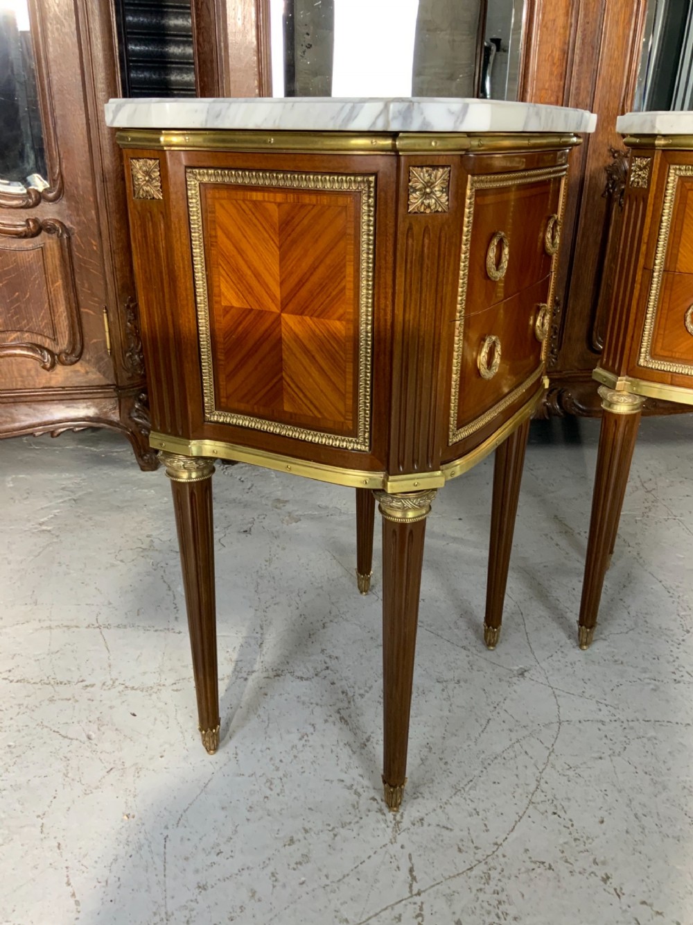 STUNNING PAIR OF FRENCH BEDSIDE CABINETS SIGNED DAIDEF View VI