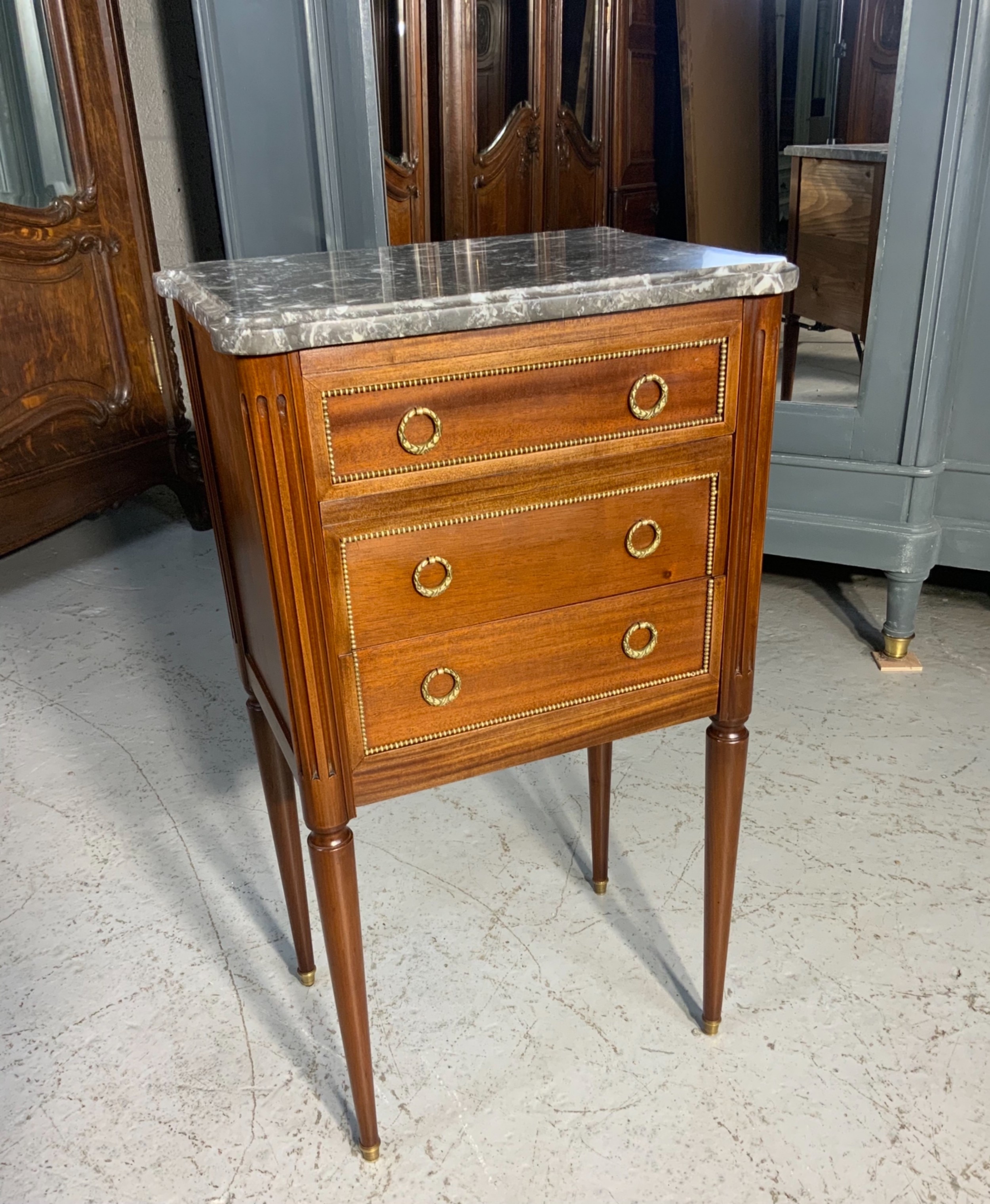 MARBLE TOP FRENCH MAHOGANY CHEST OF DRAWERS  View VII