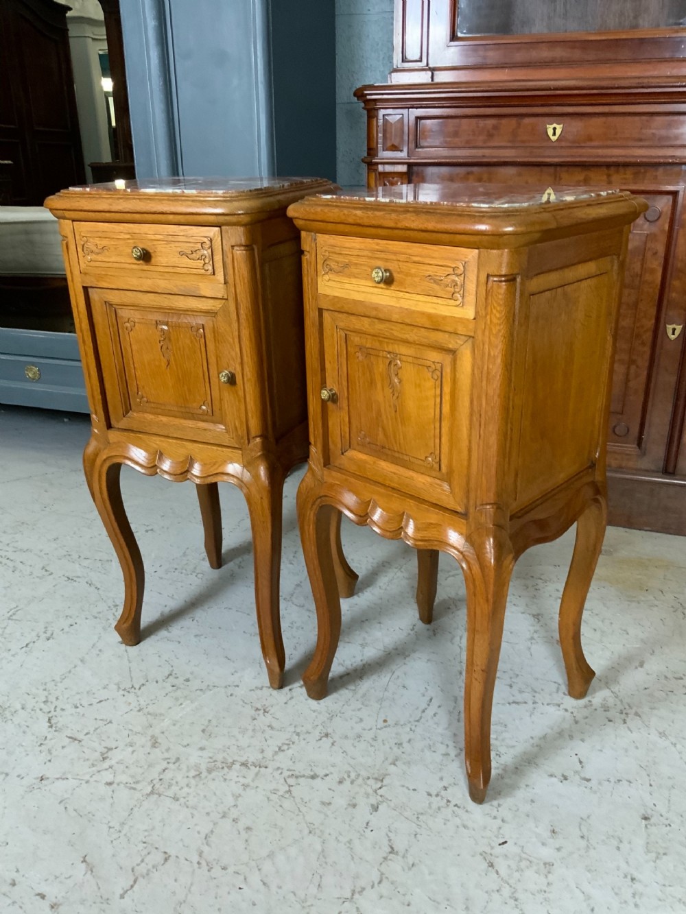 PAIR OF FRENCH OAK BEDSIDE CABINETS  View IX