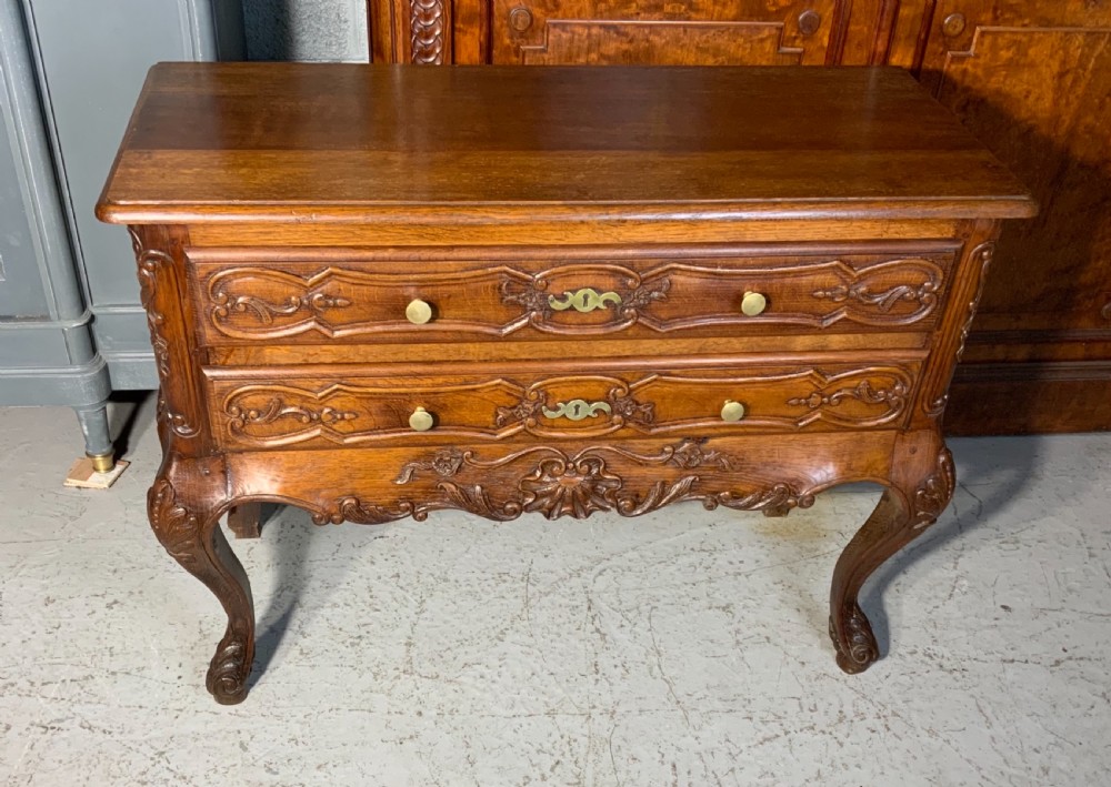 CARVED OAK FRENCH COMMODE CHEST OF DRAWERS 