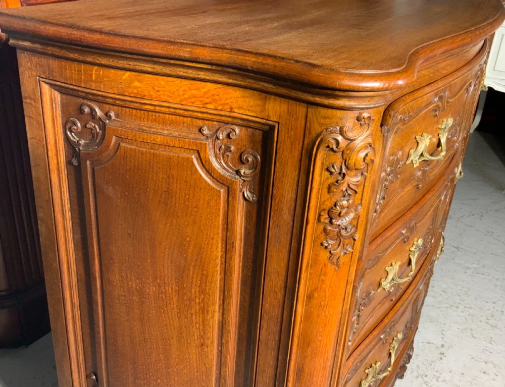 CARVED OAK FRENCH COMMODE CHEST OF DRAWERS  View V