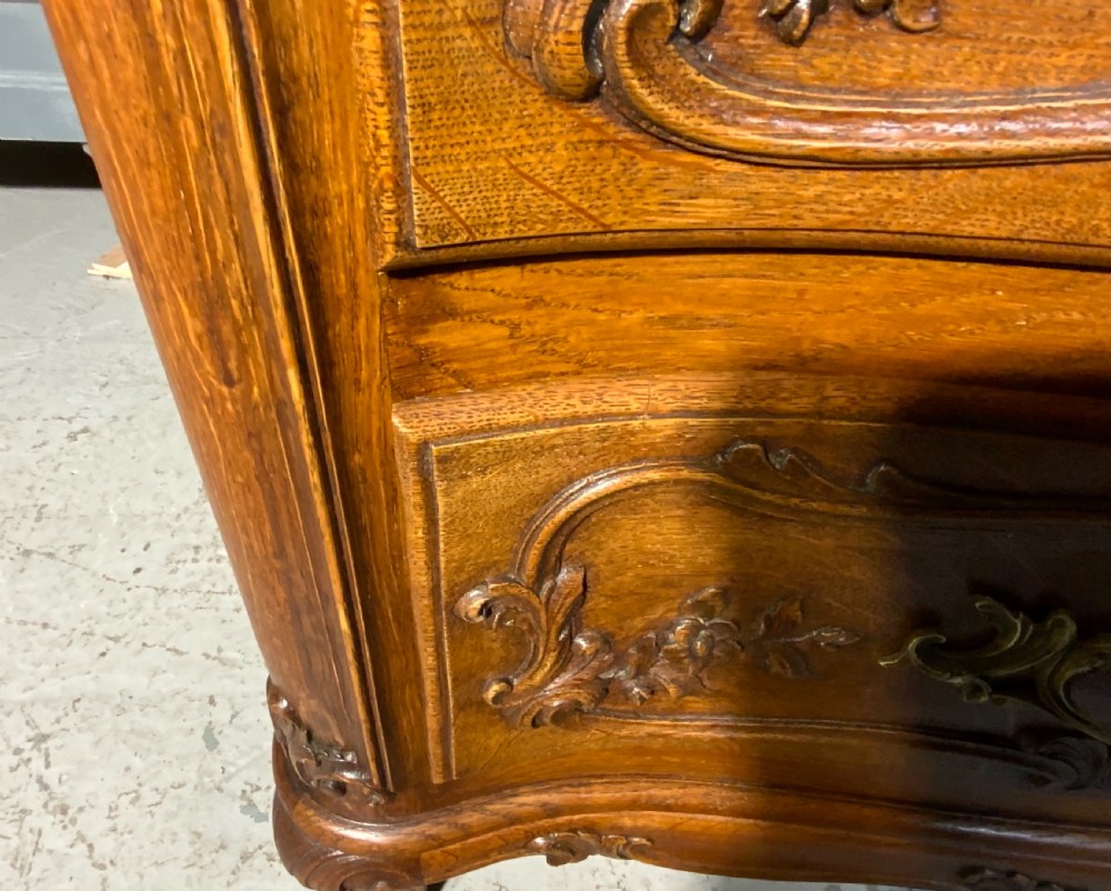 CARVED OAK FRENCH COMMODE CHEST OF DRAWERS  View VI
