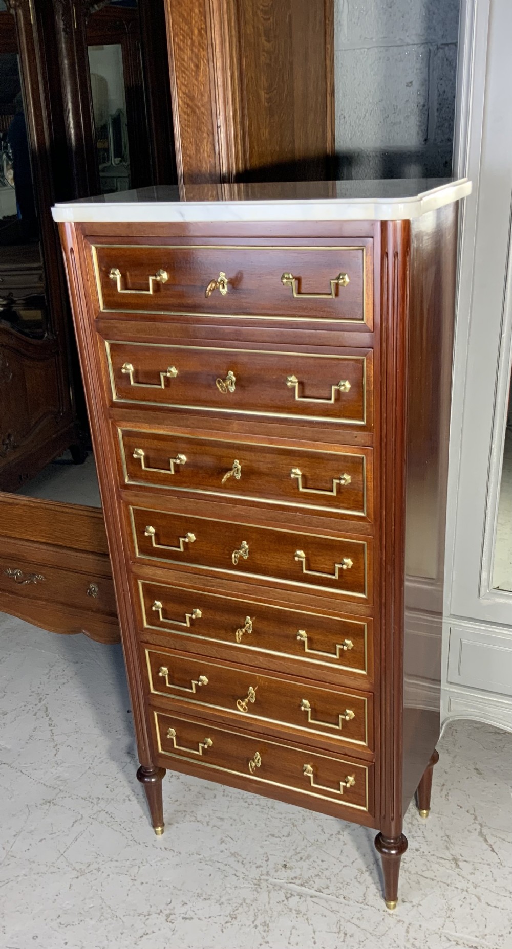 FRENCH MAHOGANY SEMANIER CHEST OF DRAWERS  View IV