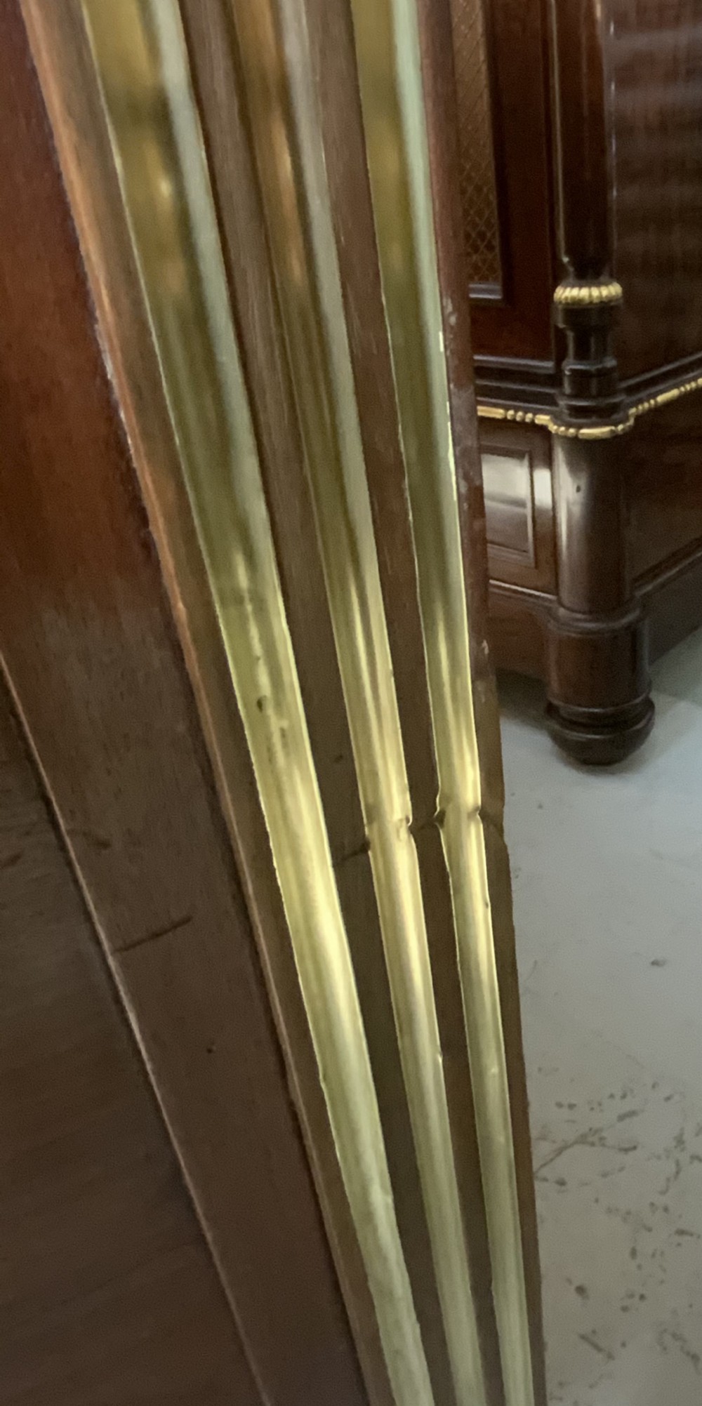 FRENCH MAHOGANY COMMODE WITH BRASS DETAILING  View XVI