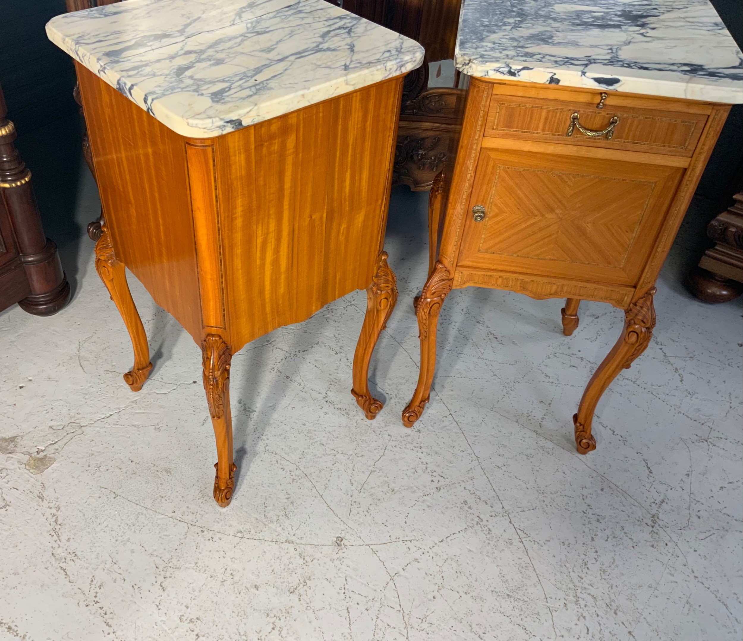 PAIR OF FRENCH SATINWOOD BEDSIDE CABINETS  View II