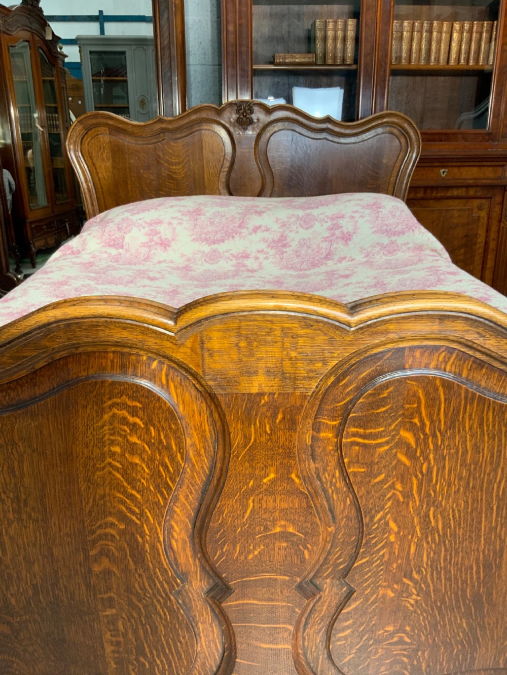 CARVED OAK FRENCH BED View V