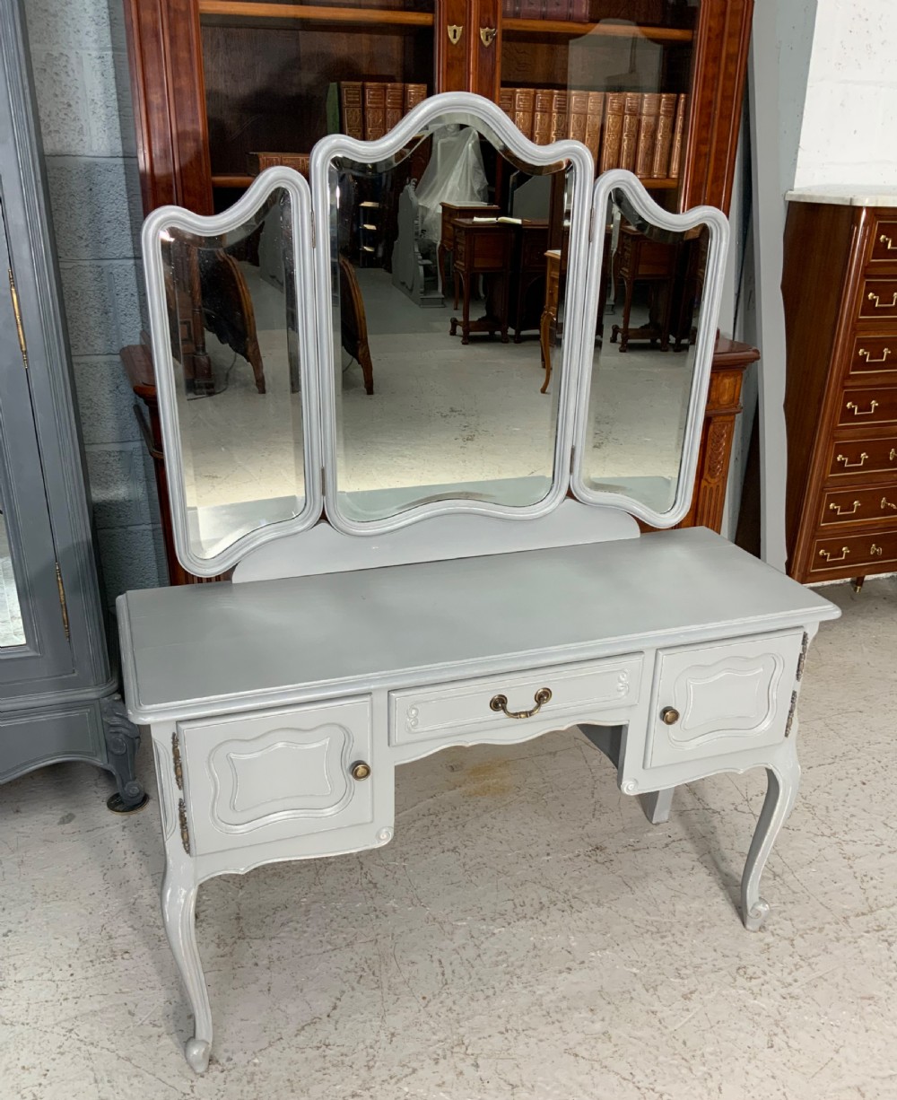 PAINTED FRENCH DRESSING TABLE IN PLUMMET GREY 