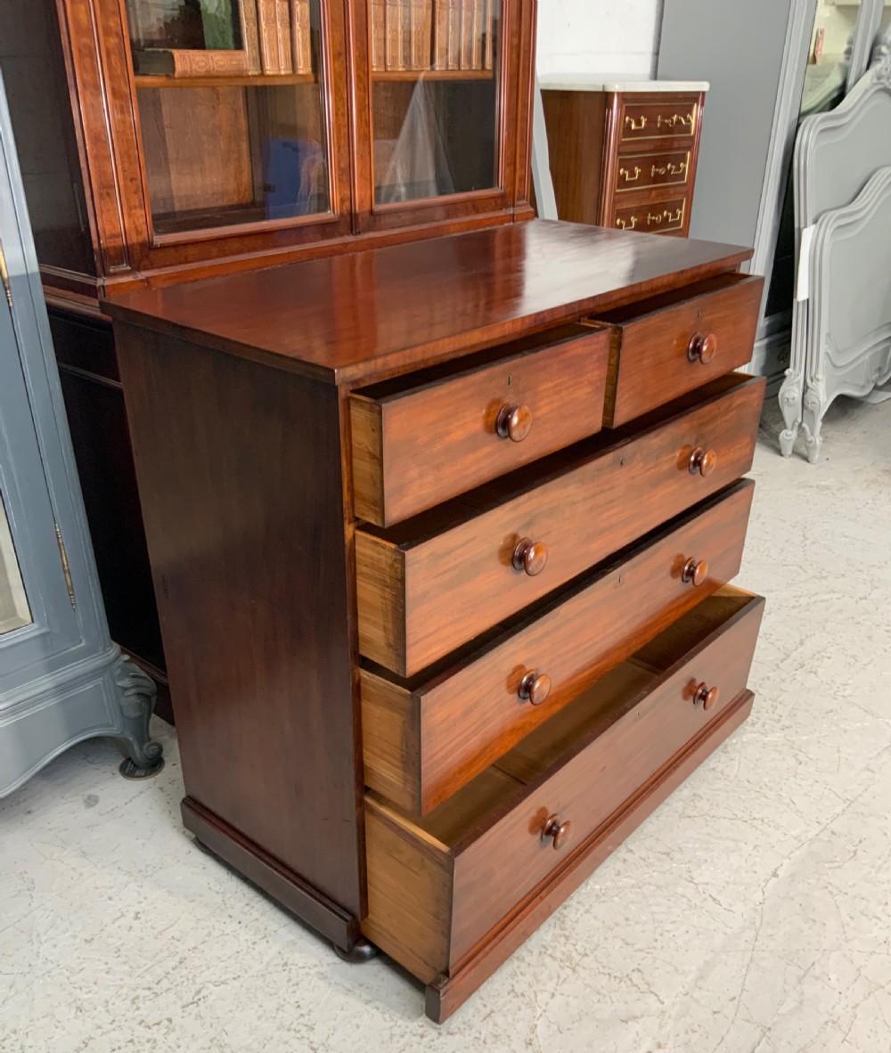 VICTORIAN MAHOGANY CHEST OF DRAWERS  View II