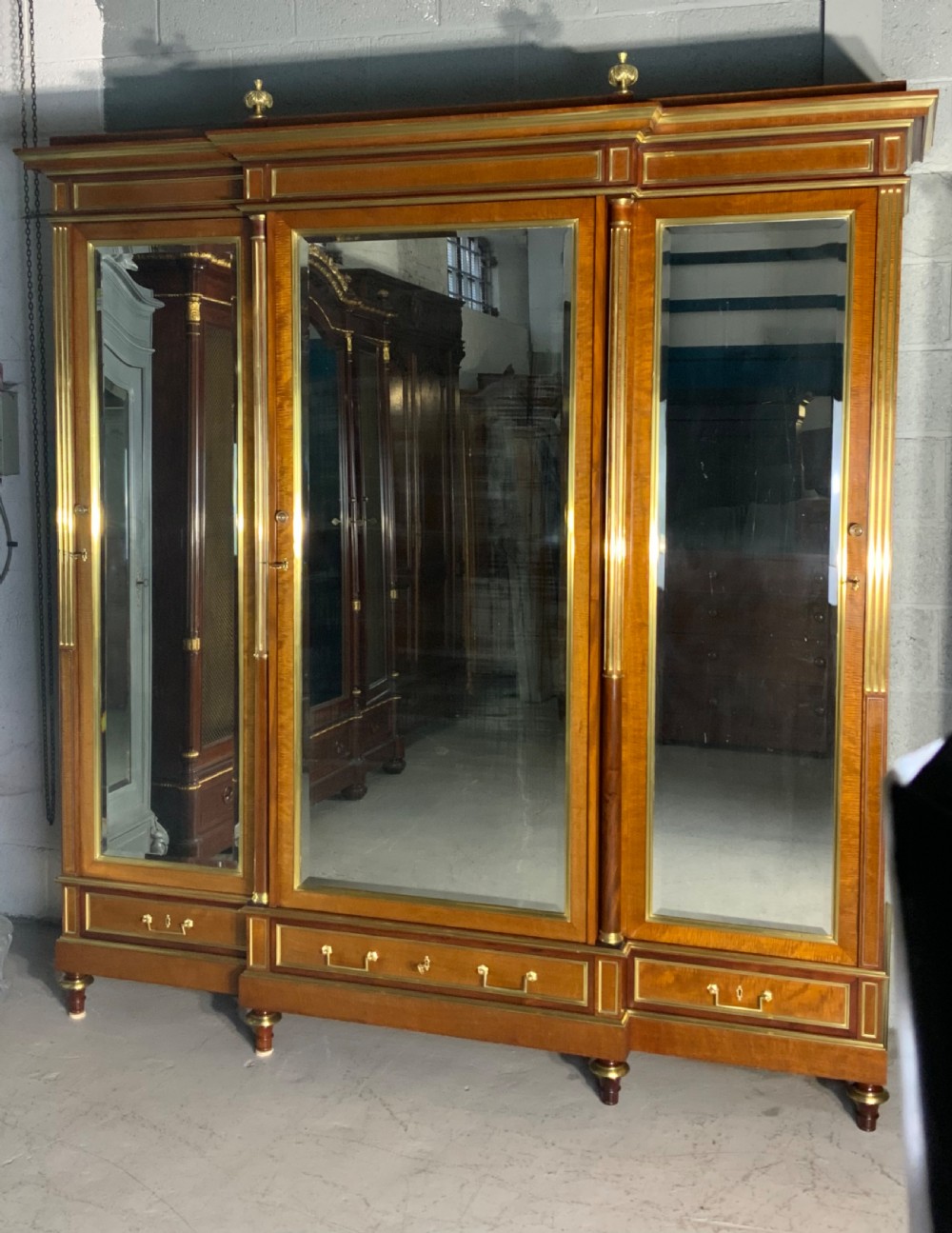 STUNNING FRENCH LOUIS XVI BREAKFRONT ARMOIRE 
