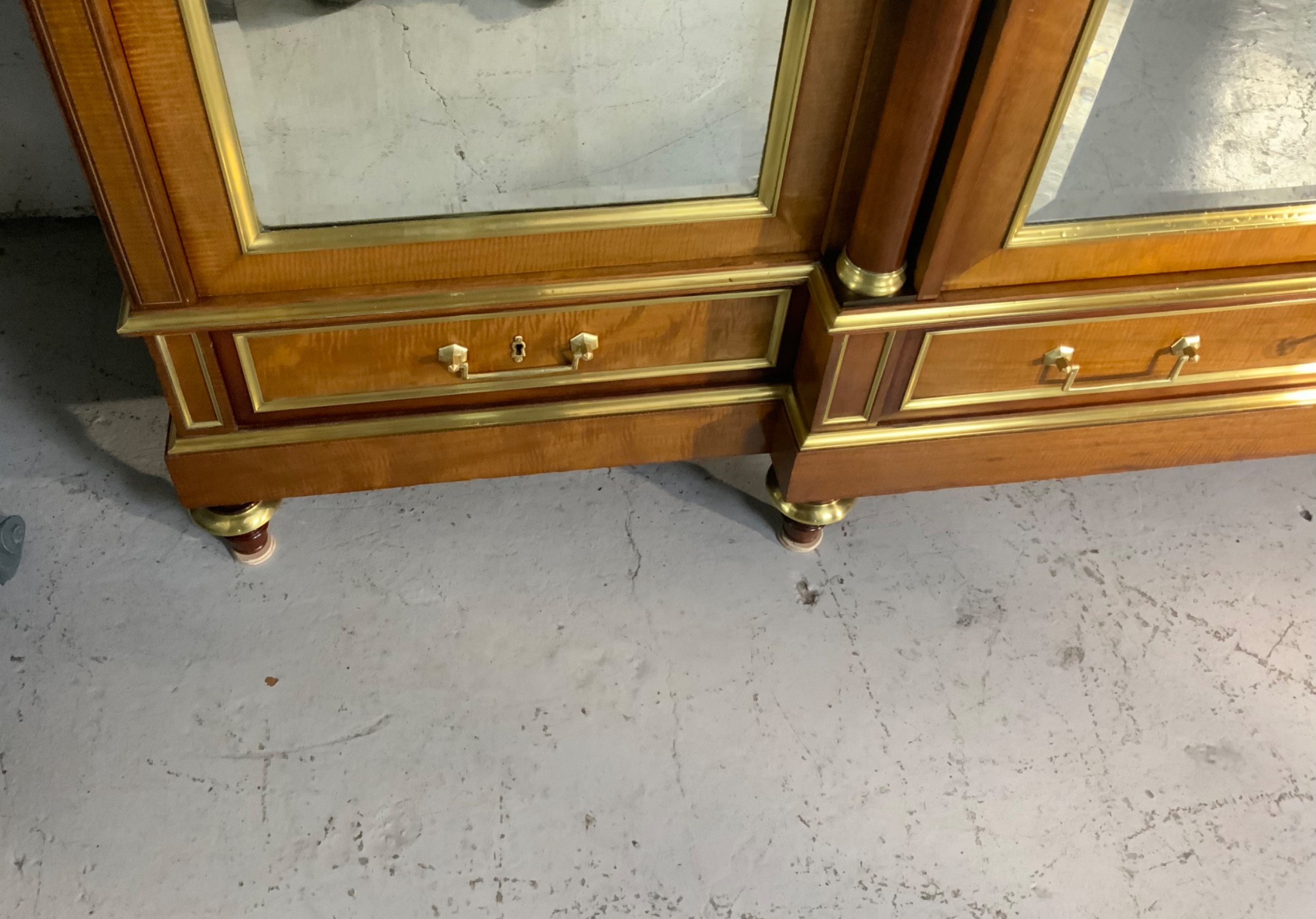 STUNNING FRENCH LOUIS XVI BREAKFRONT ARMOIRE  View X