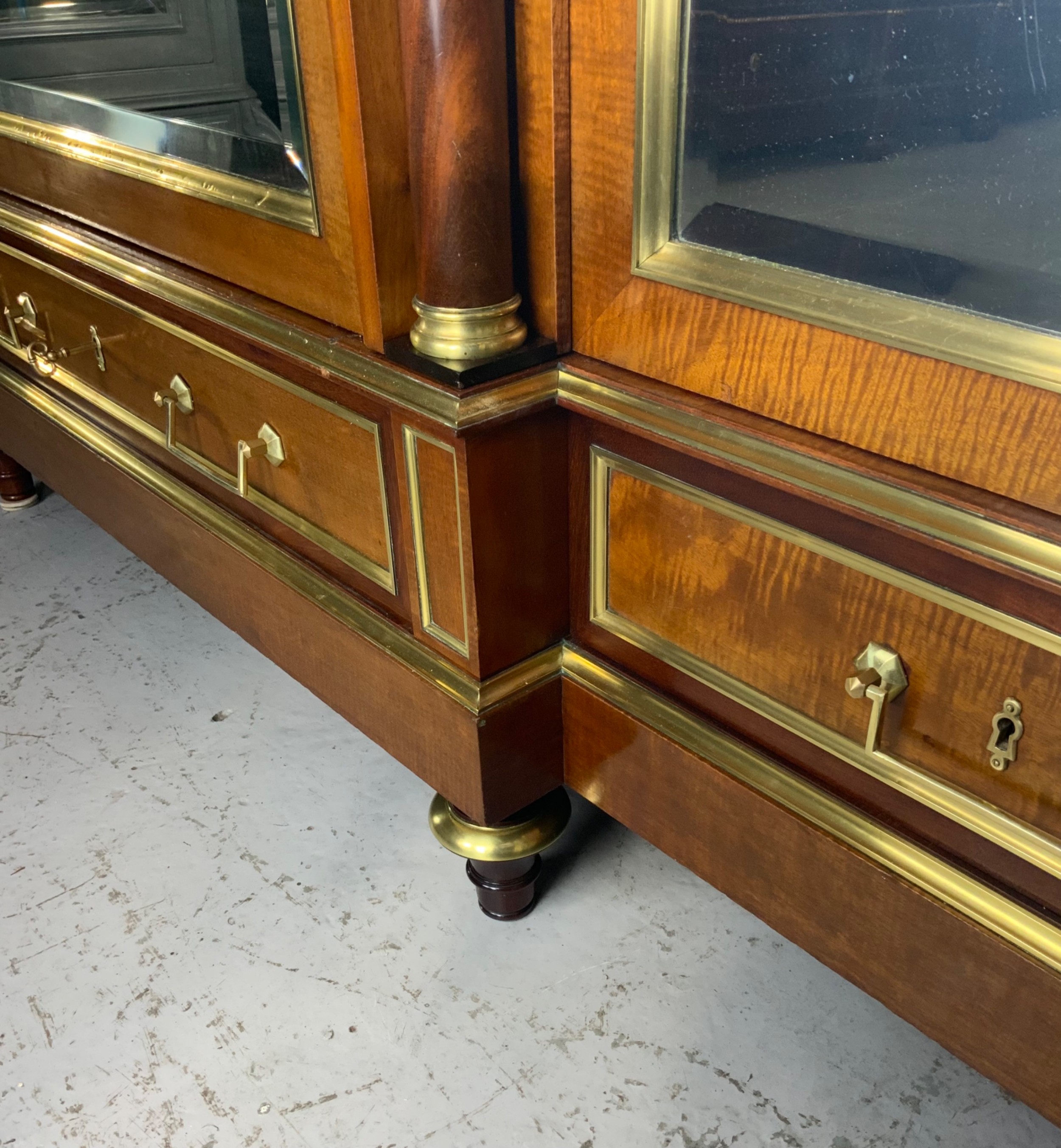 STUNNING FRENCH LOUIS XVI BREAKFRONT ARMOIRE  View XIV
