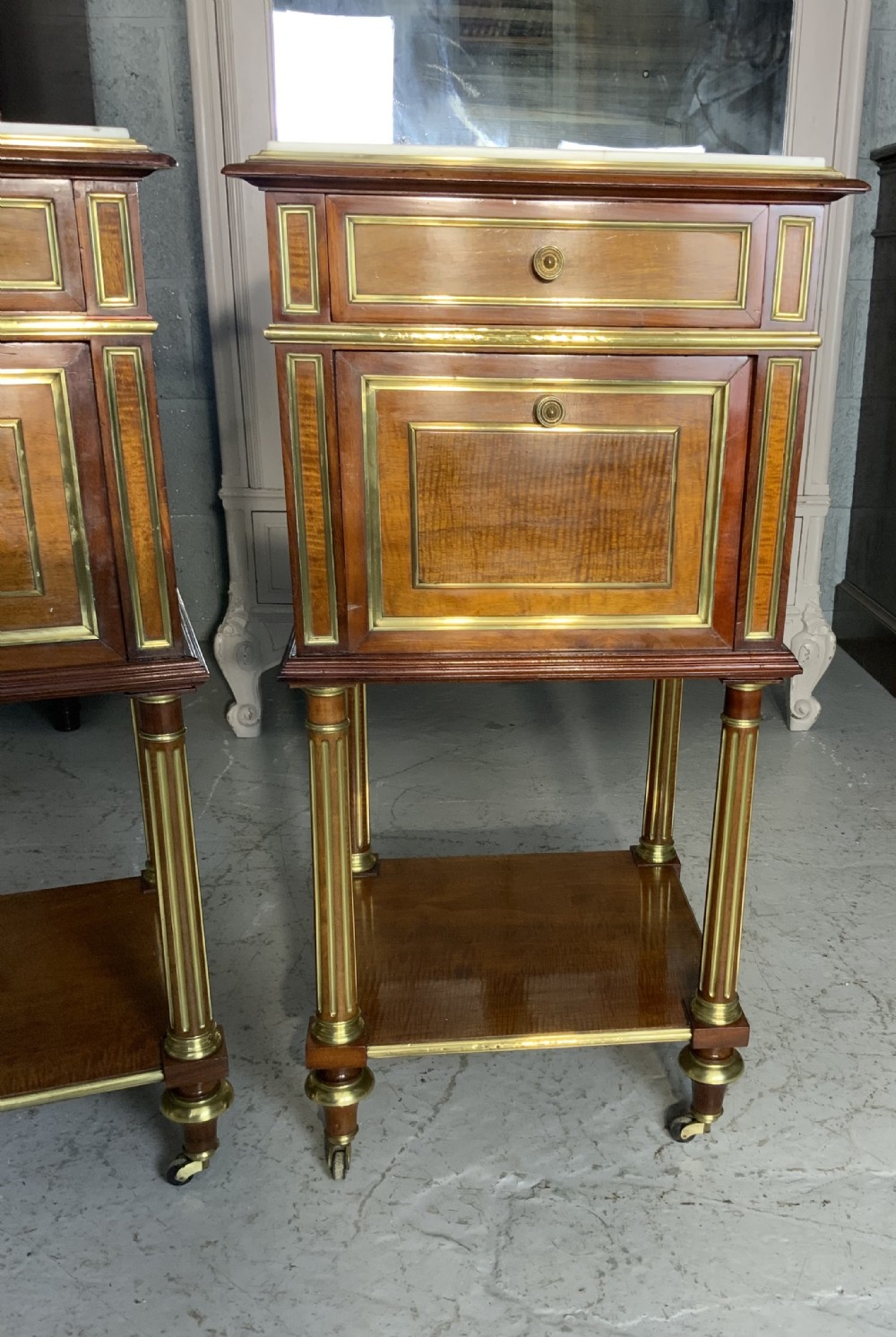 PAIR OF FRENCH LOUIS XVI BEDSIDE CABINETS  View II
