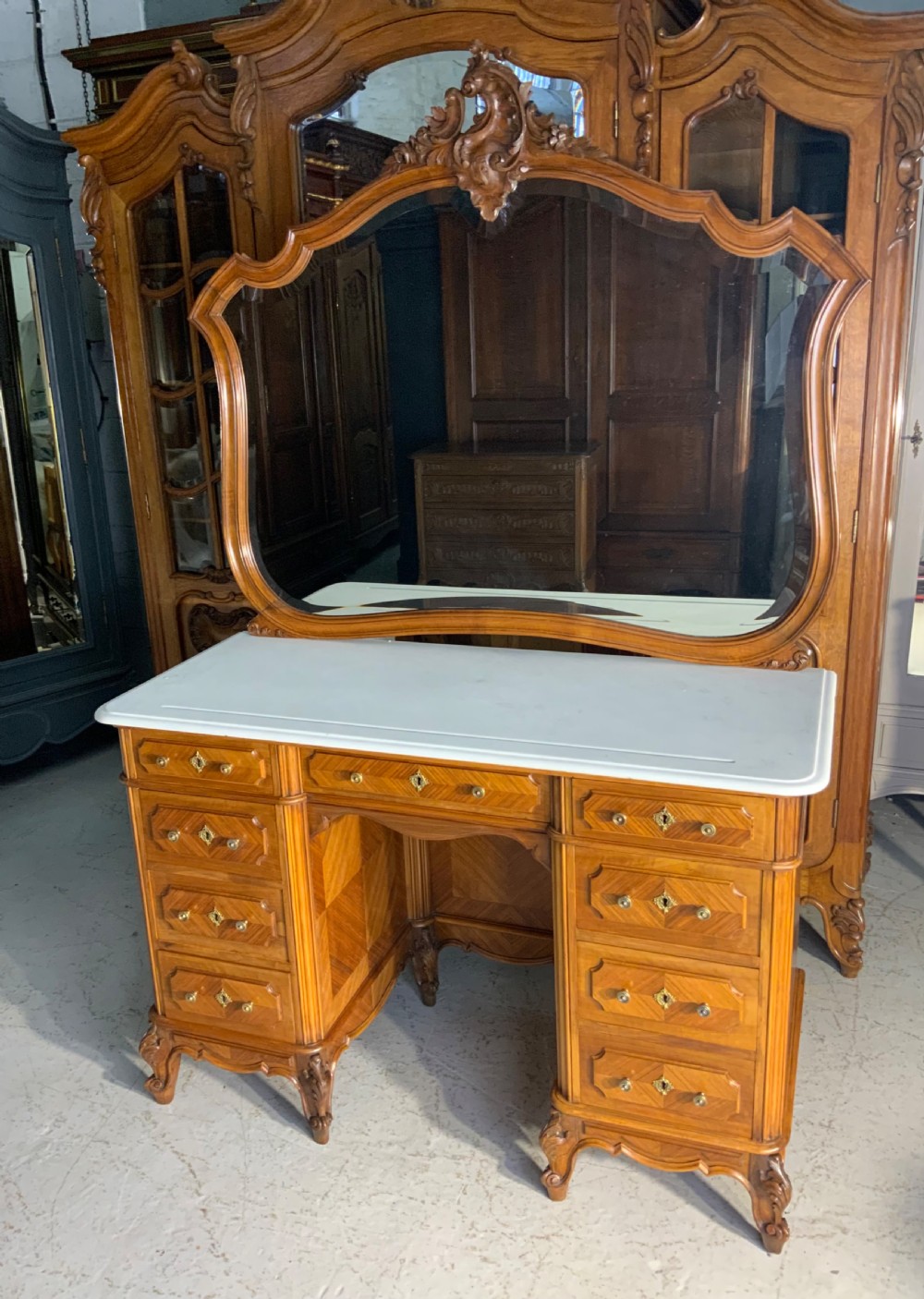 LOVELY FRENCH WALNUT DRESSING TABLE WITH MARBLE TOP 