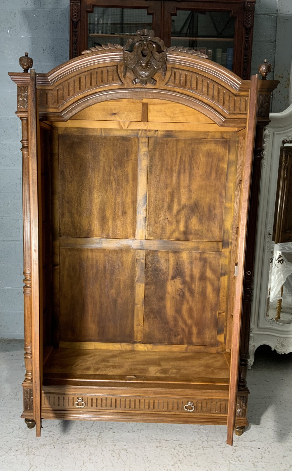 CARVED OAK FRENCH ARMOIRE  View XII