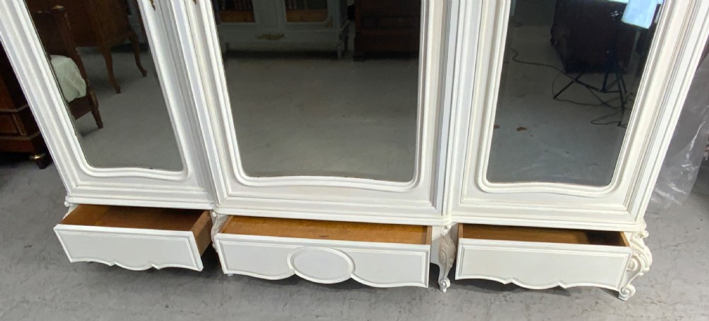 LARGE IMPRESSIVE TRIPLE FRENCH PAINTED ARMOIRE  View V
