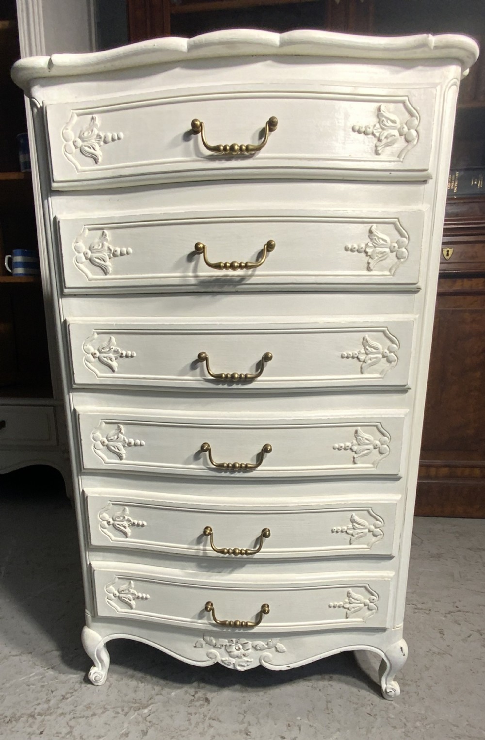 PAINTED FRENCH CARVED OAK CHEST OF DRAWERS  View IX