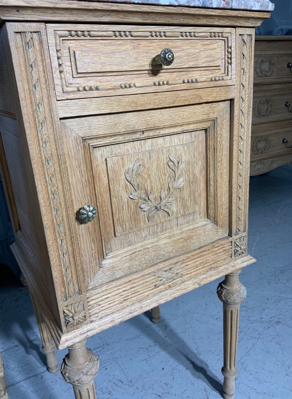 PAIR OF FRENCH BLEACHED OAK BEDSIDE CABINETS  View IX