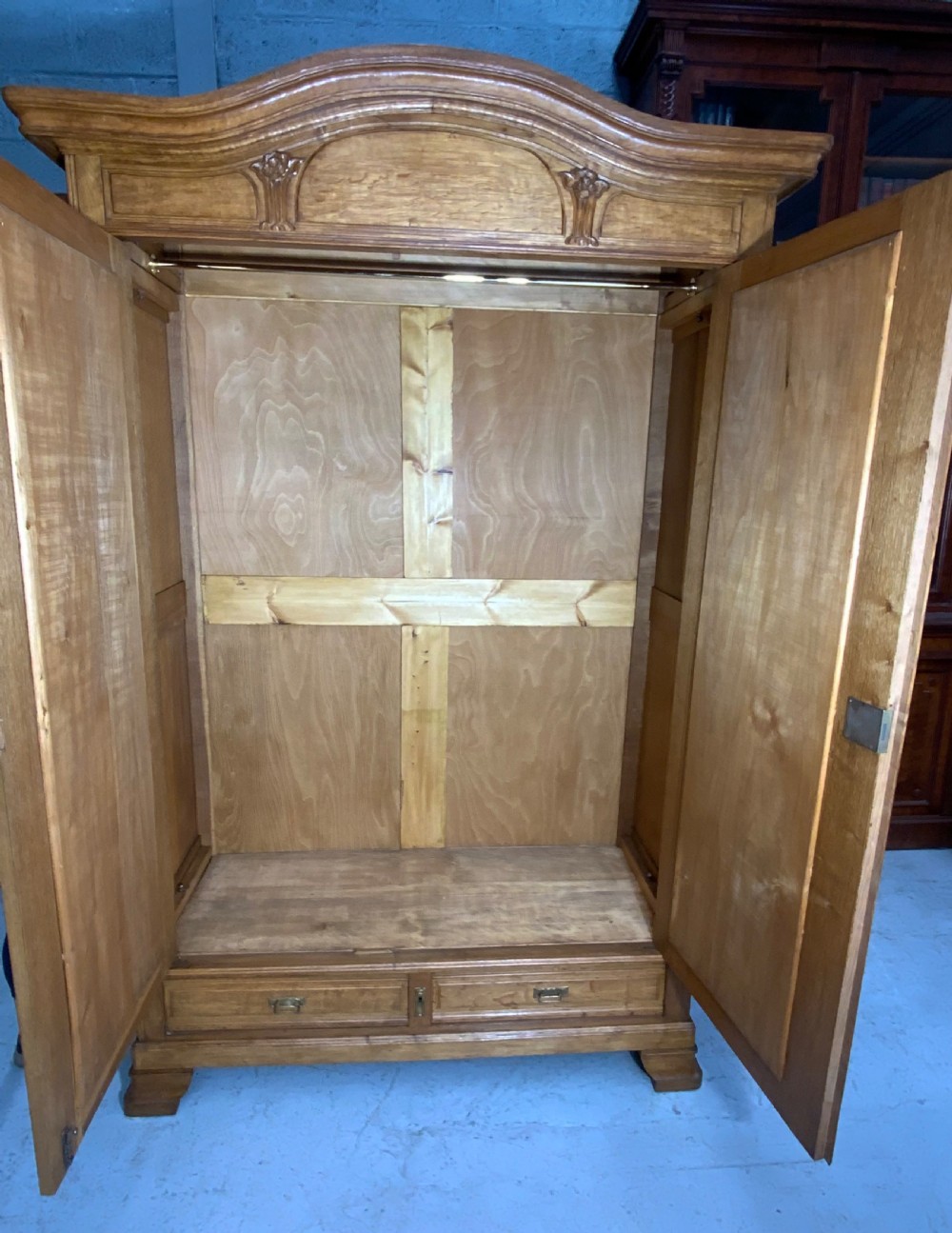 CARVED ART NOUVEAU OAK FRENCH ARMOIRE  View IX
