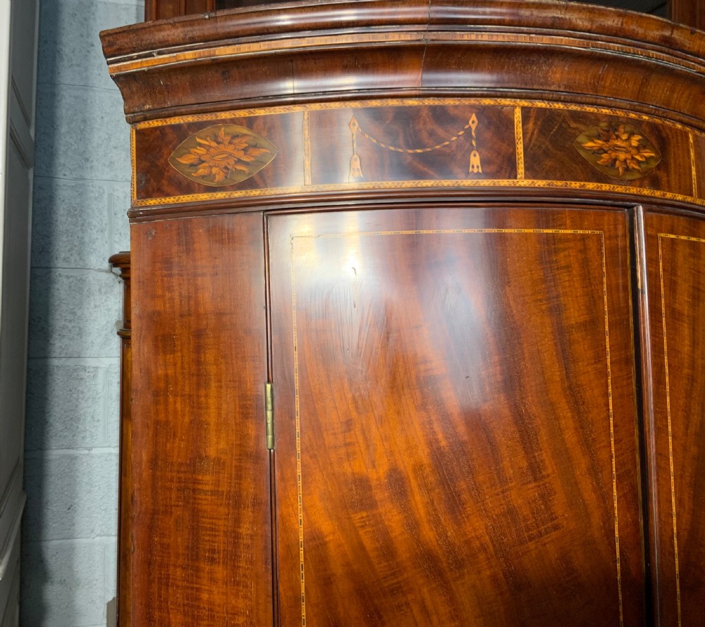 GEORGIAN MAHOGANY CORNER CABINET View IV