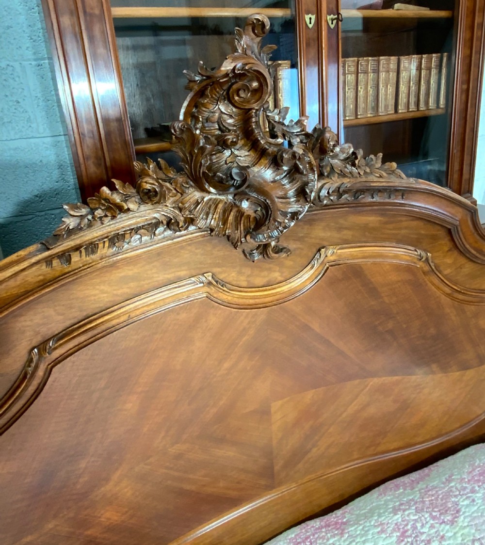 STUNNING FRENCH WALNUT DOUBLE BED  View VIII
