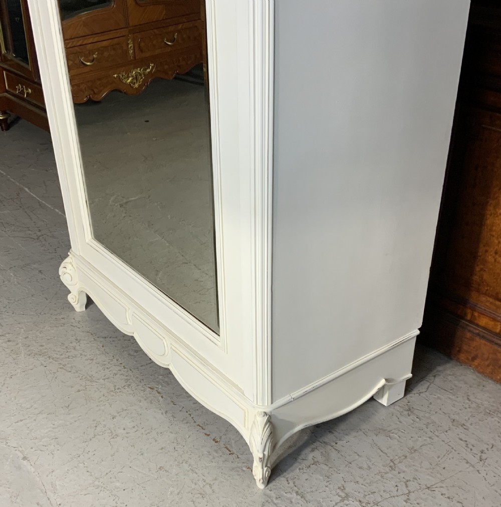 PAINTED FRENCH SINGLE DOOR ARMOIRE  View VI