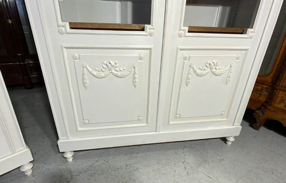 MATCHING PAIR OF PAINTED FRENCH BOOKCASES View VI