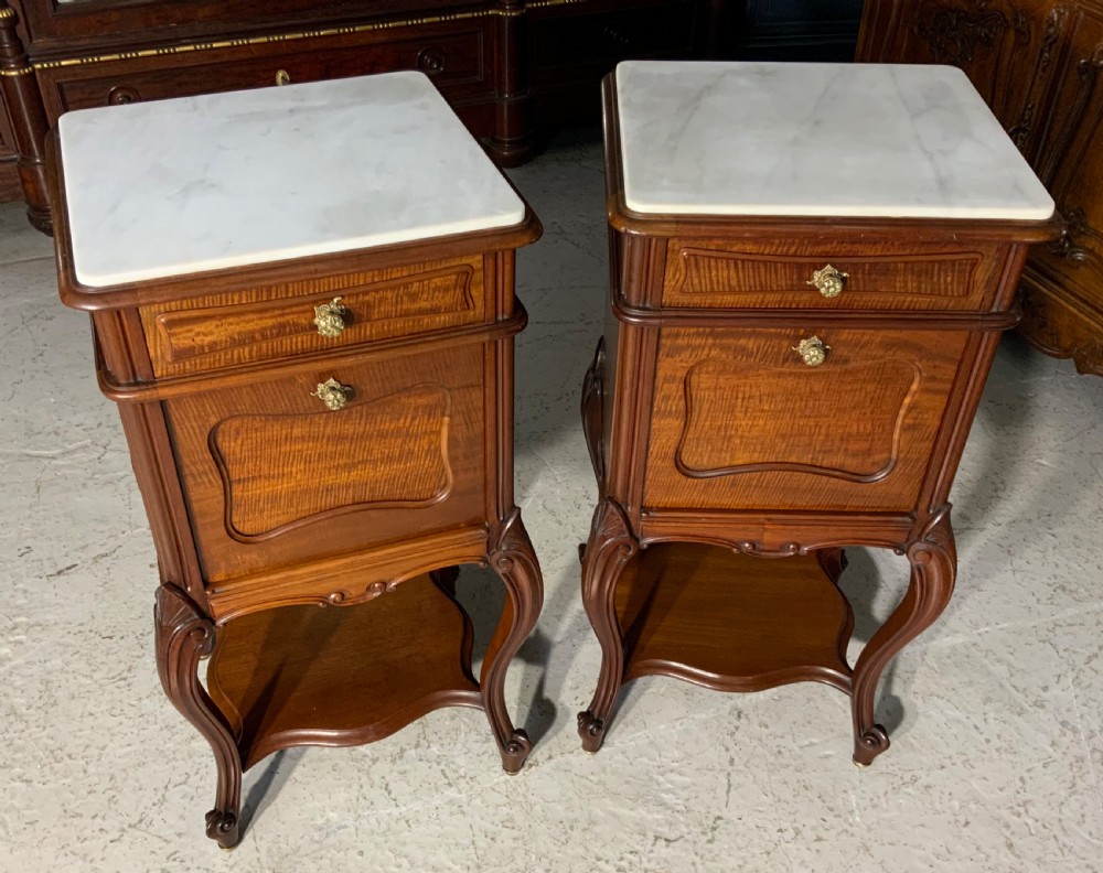 PAIR OF FRENCH MAHOGANY BEDSIDE CABINETS 