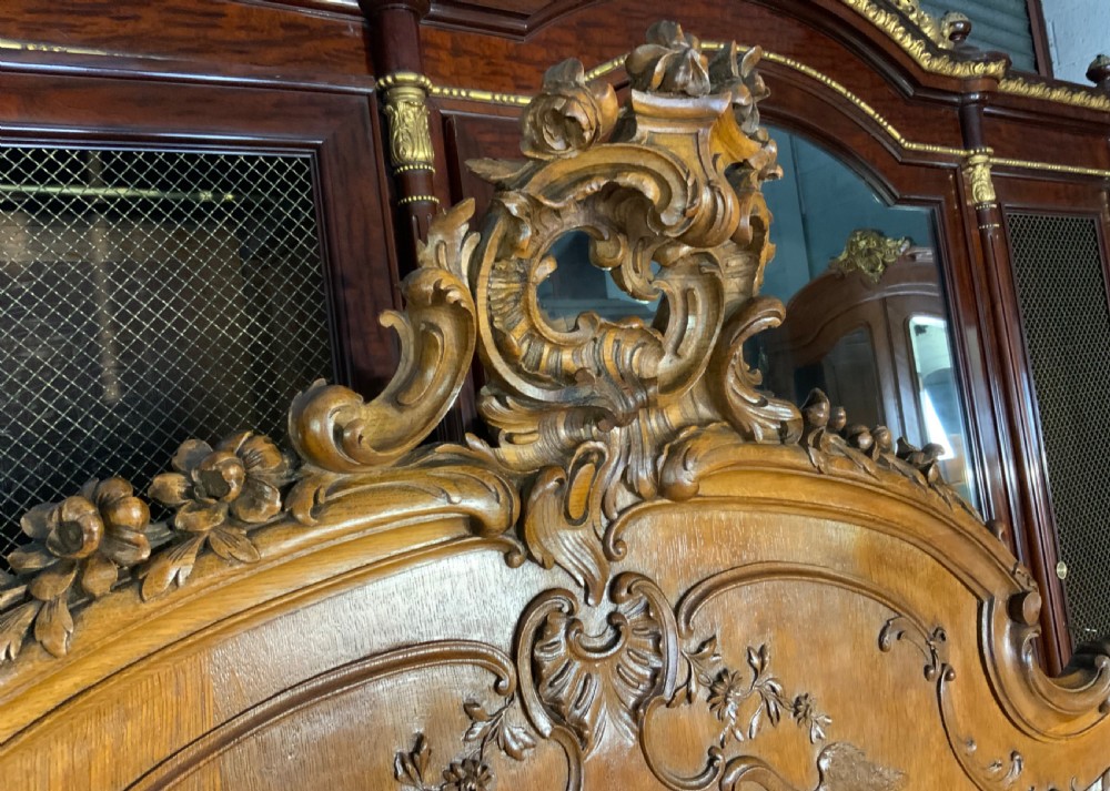 OUTSTANDING FRENCH CARVED OAK BEDROOM SUITE  View XVIII