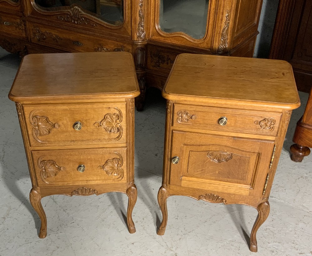 PAIR OF FRENCH OAK BEDSIDE CABINETS 