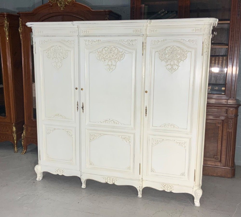 PAINTED OAK FRENCH TRIPLE ARMOIRE 