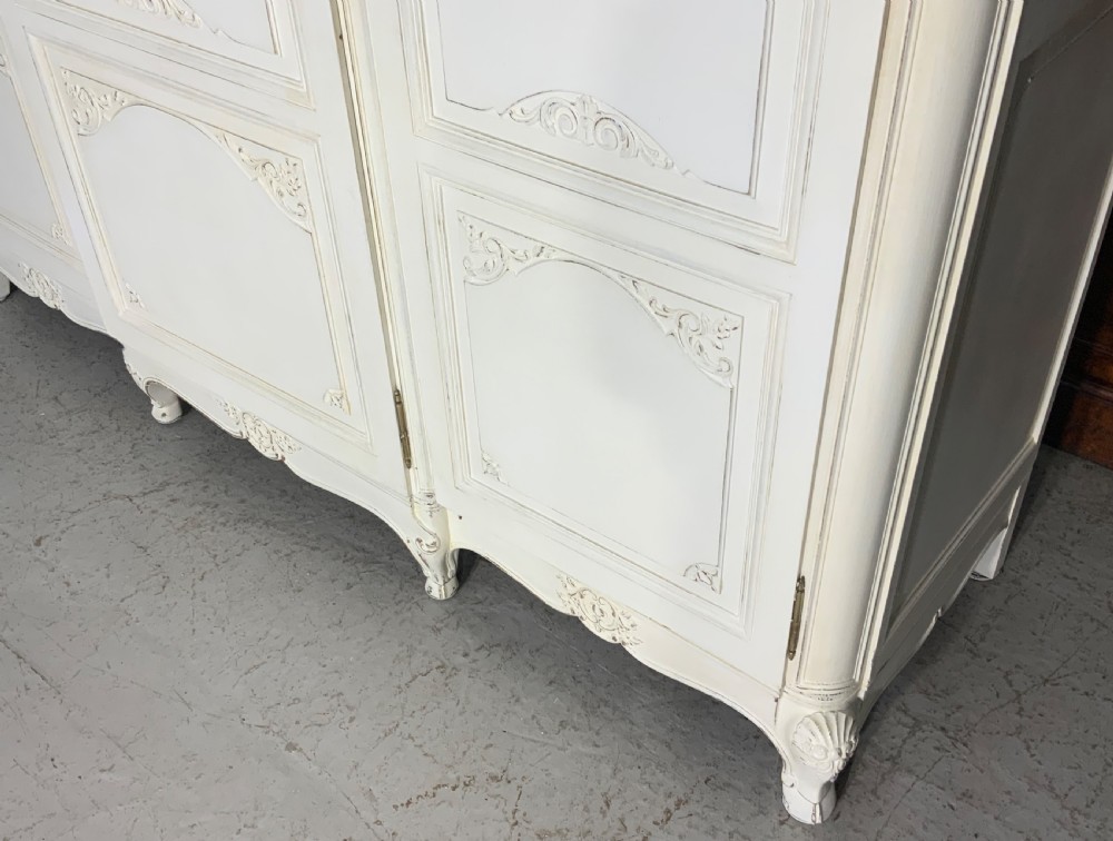 PAINTED OAK FRENCH TRIPLE ARMOIRE  View III