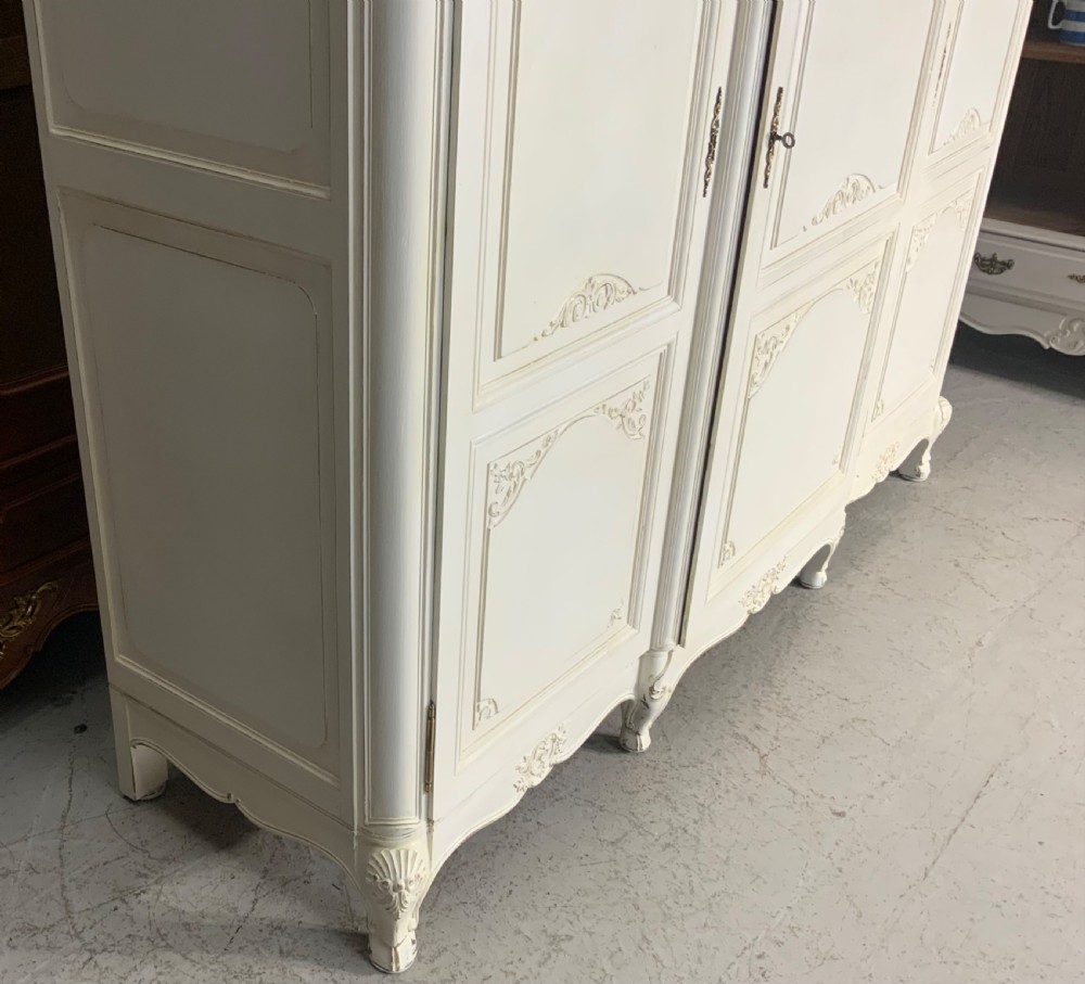 PAINTED OAK FRENCH TRIPLE ARMOIRE  View VI