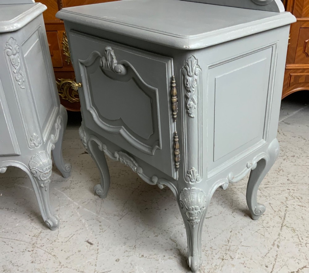 PAIR OF FRENCH BEDSIDE CABINETS IN A PLUMMET GREY View V